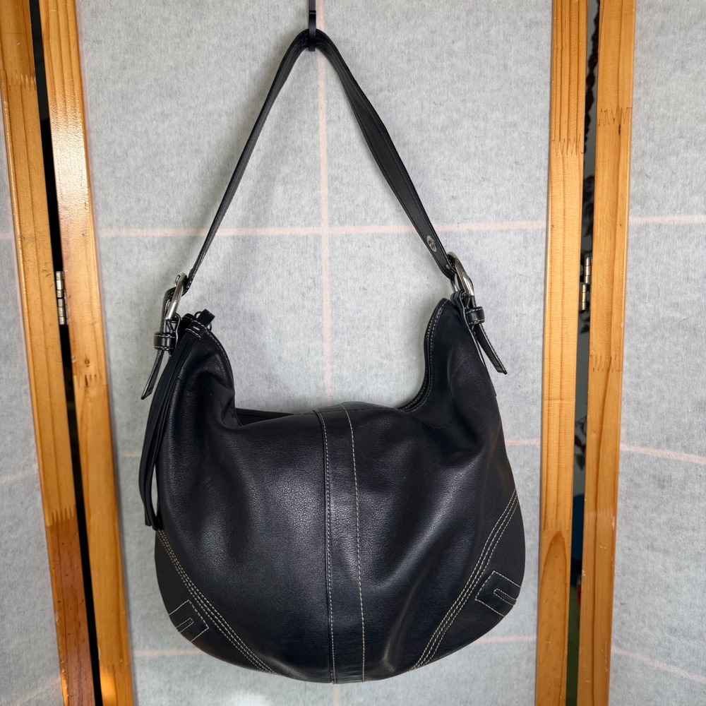 Coach Ergo Hobo Bag Medium Black Leather Contrast Stitch Tassel 8A03